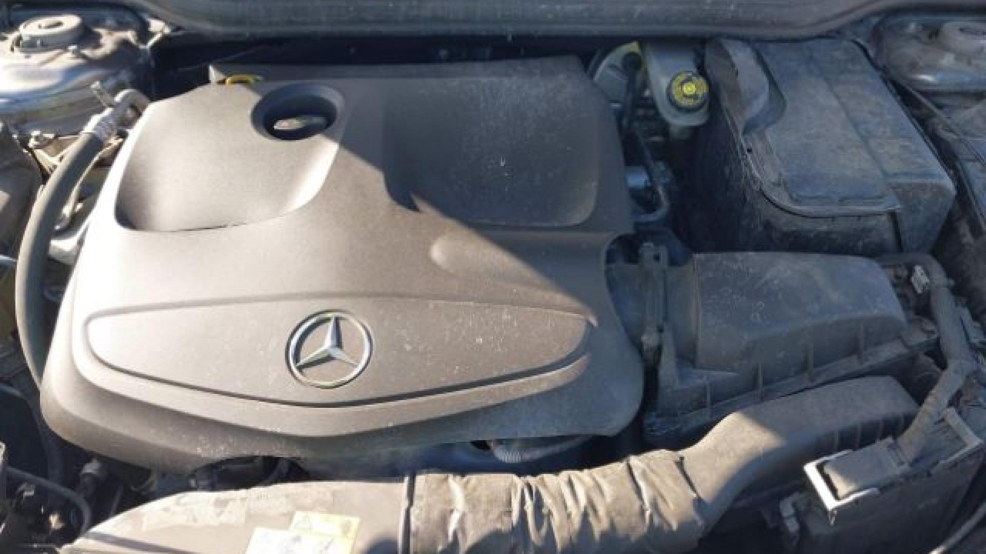 Mercedes - Gla  - 2017 - Grey - 41444683