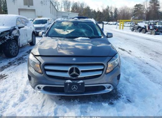 Mercedes - Gla  - 2017 - Grey - 41444683