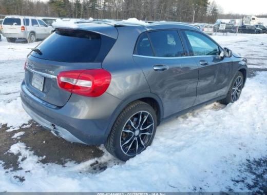 Mercedes - Gla  - 2017 - Grey - 41444683