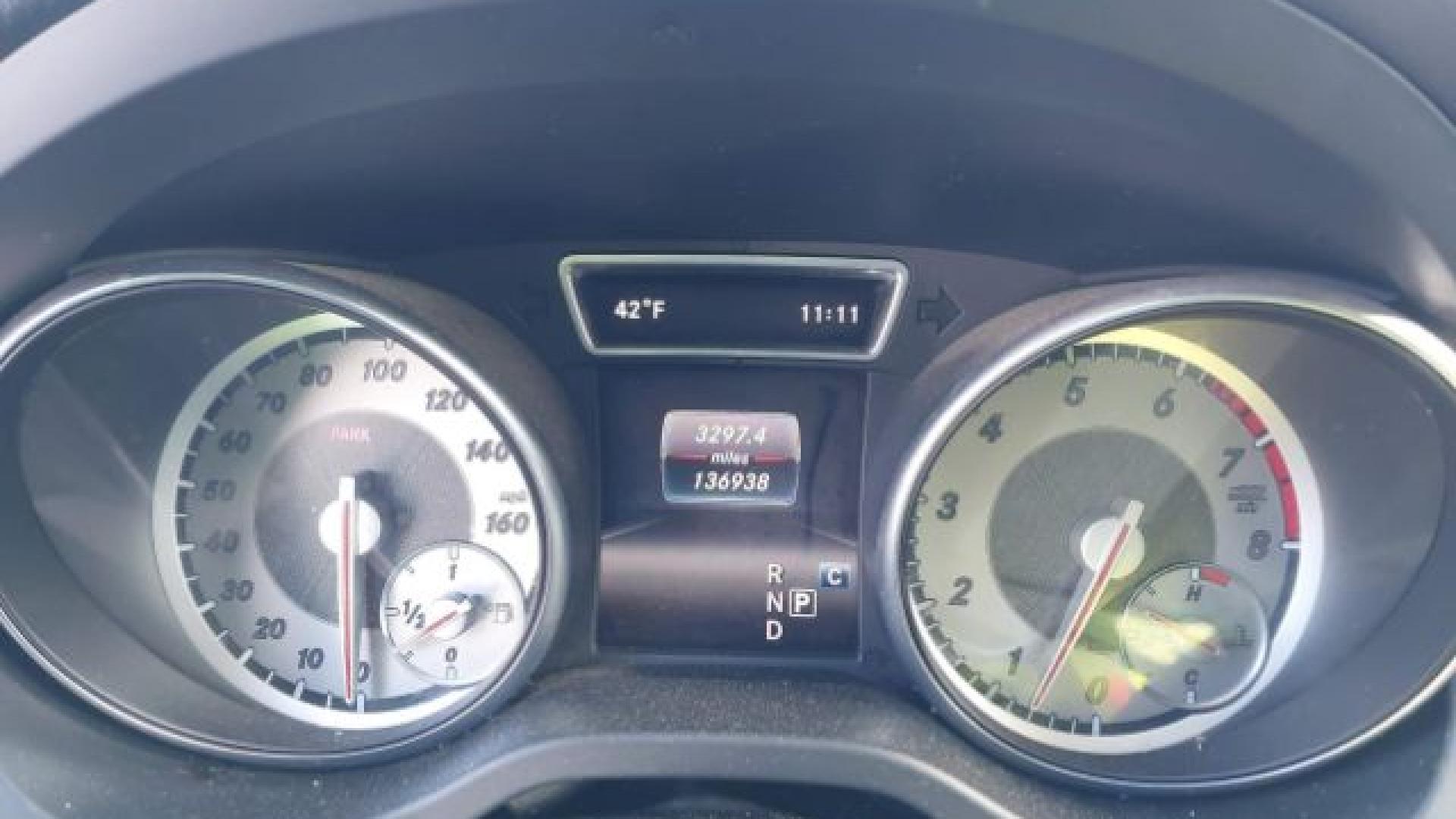 Mercedes - Gla  - 2017 - Grey - 41444683