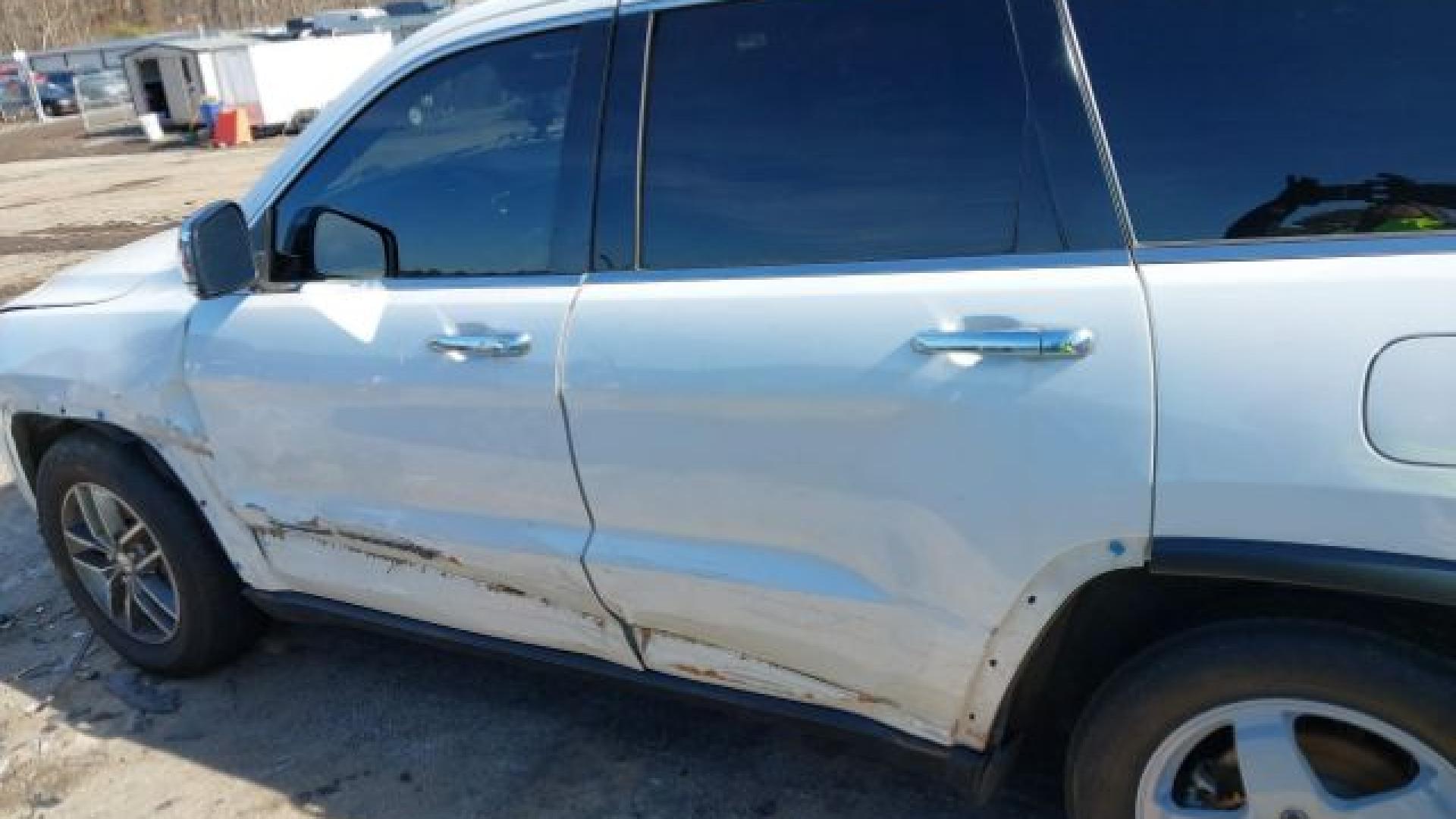 Jeep  - Grand Cherokee - 2017 - White - 41448365