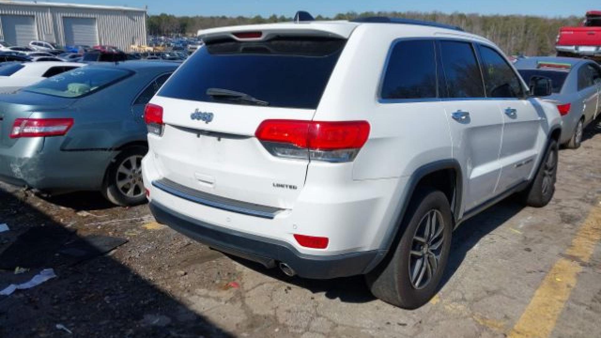 Jeep  - Grand Cherokee - 2017 - White - 41448365