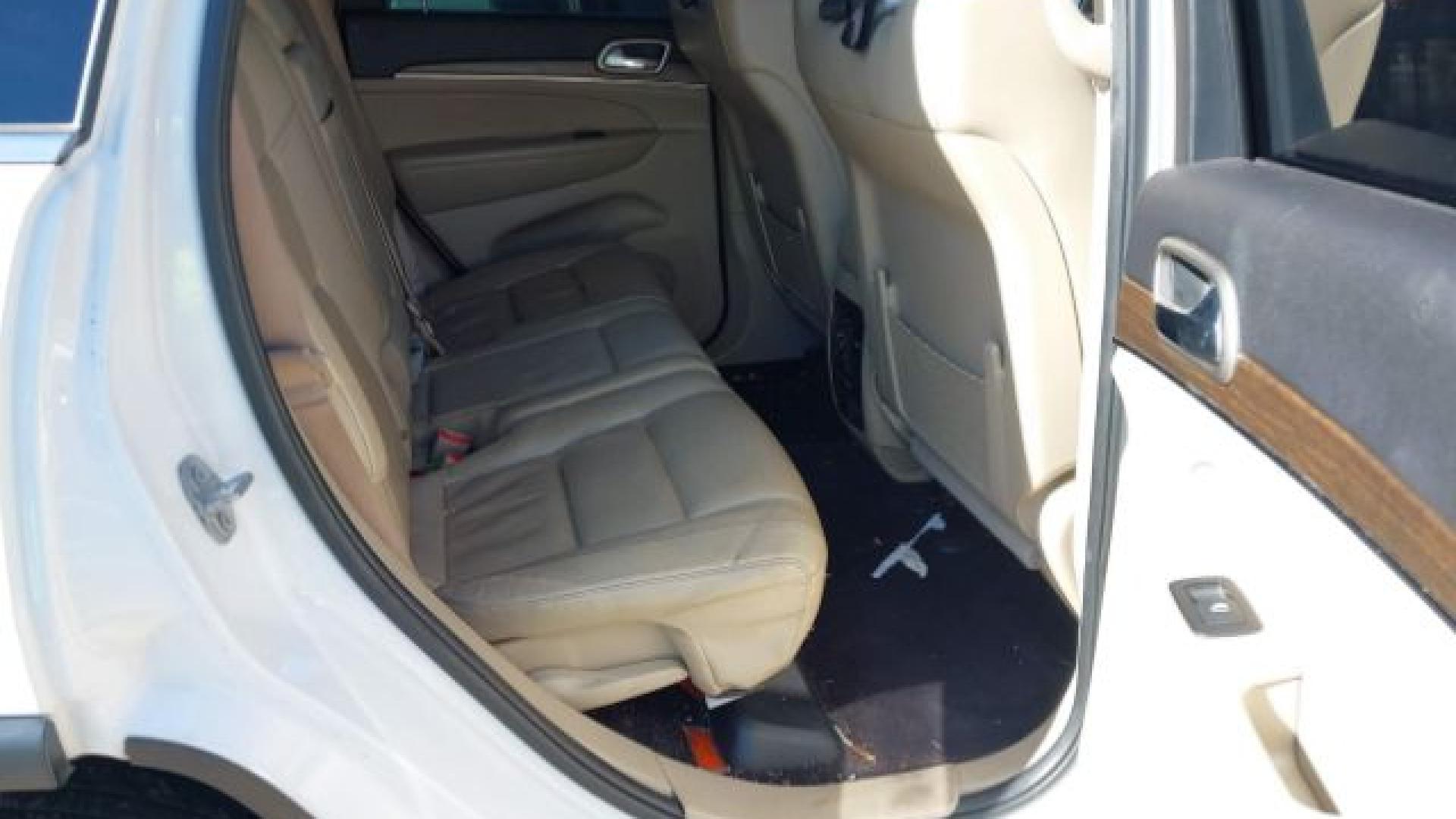 Jeep  - Grand Cherokee - 2017 - White - 41448365