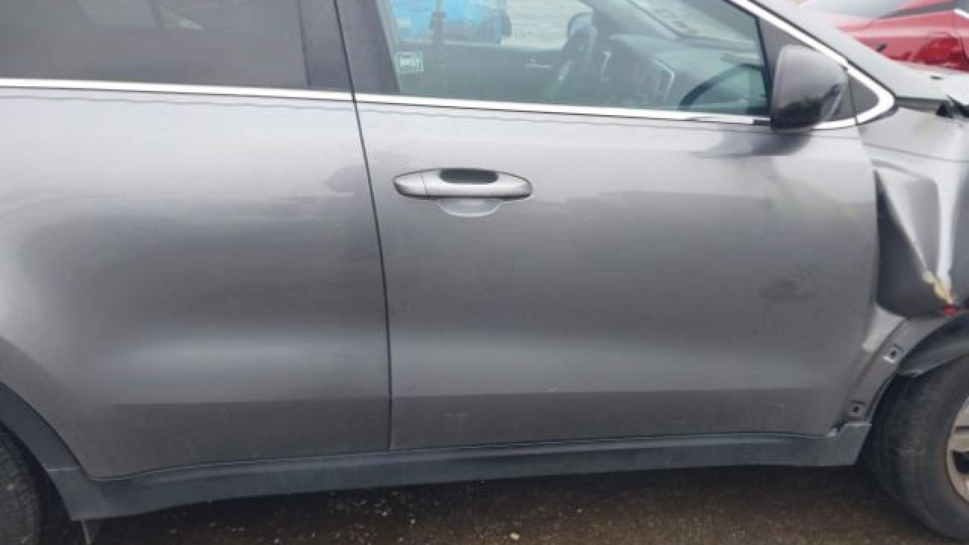 Kia - Sportage - 2017 - Grey - 41453376