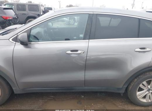 Kia - Sportage - 2017 - Grey - 41453376