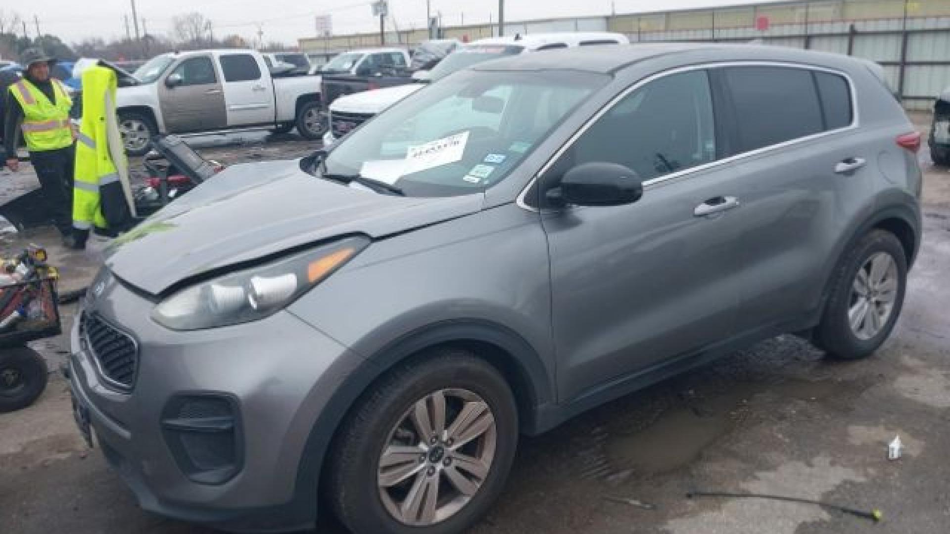 Kia - Sportage - 2017 - Grey - 41453376