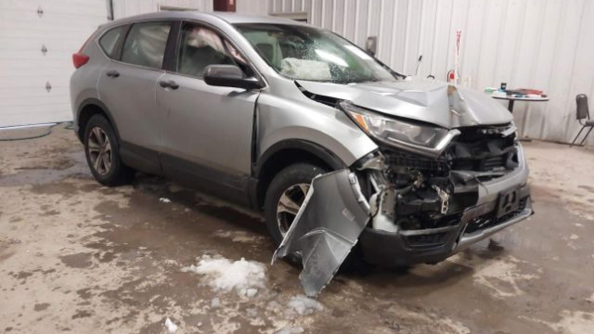 Honda - Cr-V - 2017 - Silver - 41483622