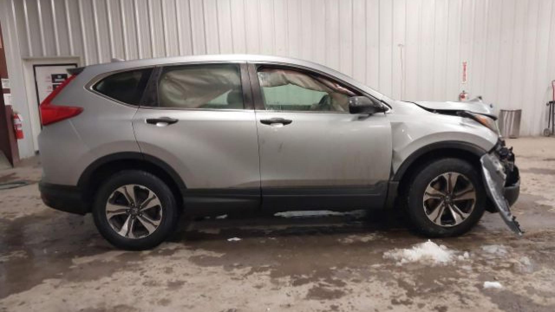 Honda - Cr-V - 2017 - Silver - 41483622