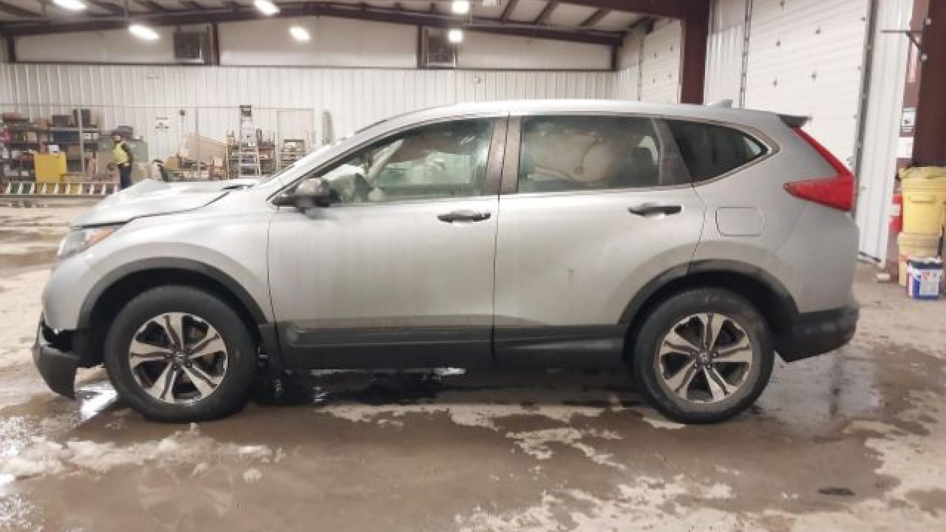 Honda - Cr-V - 2017 - Silver - 41483622