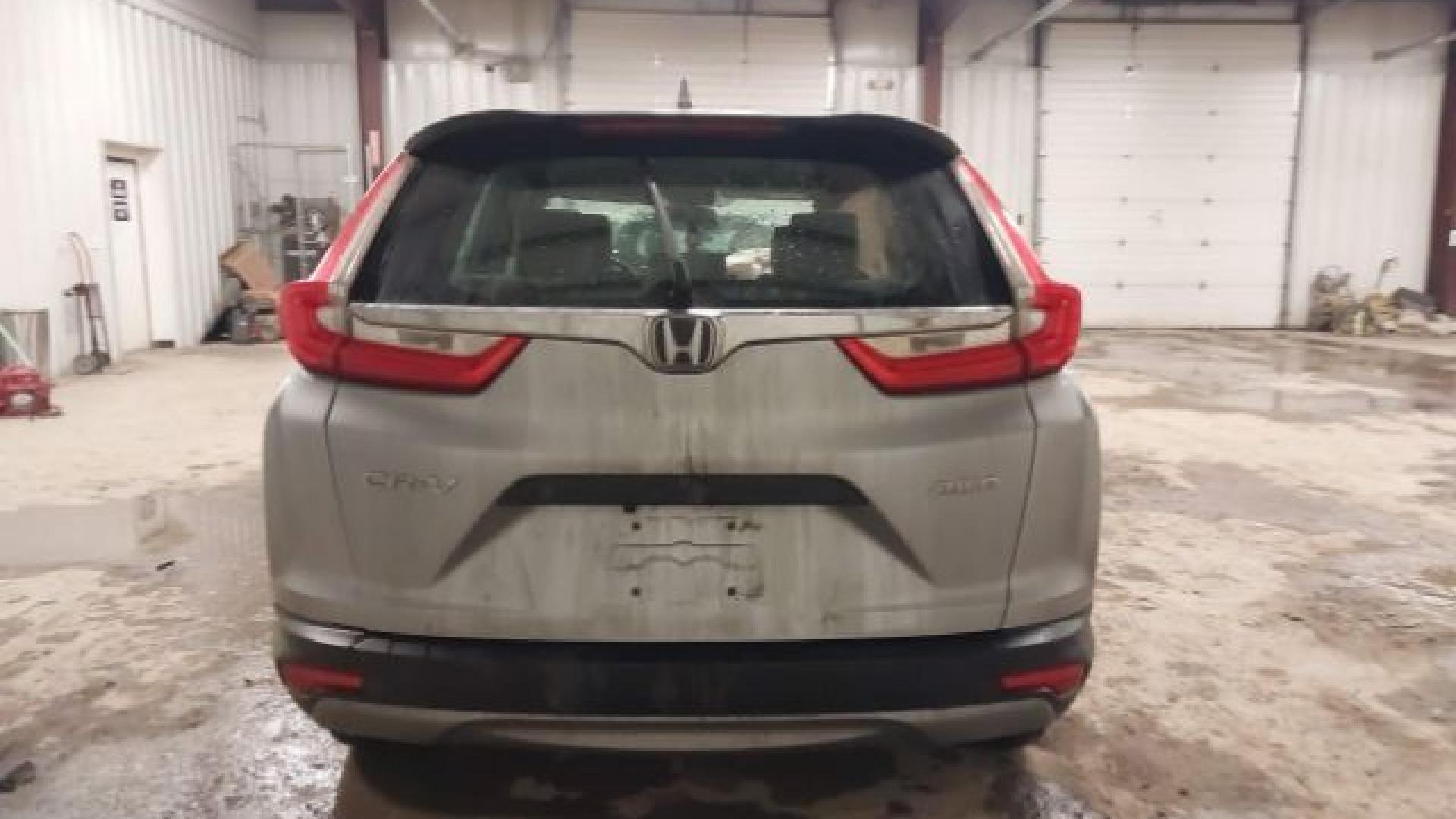 Honda - Cr-V - 2017 - Silver - 41483622