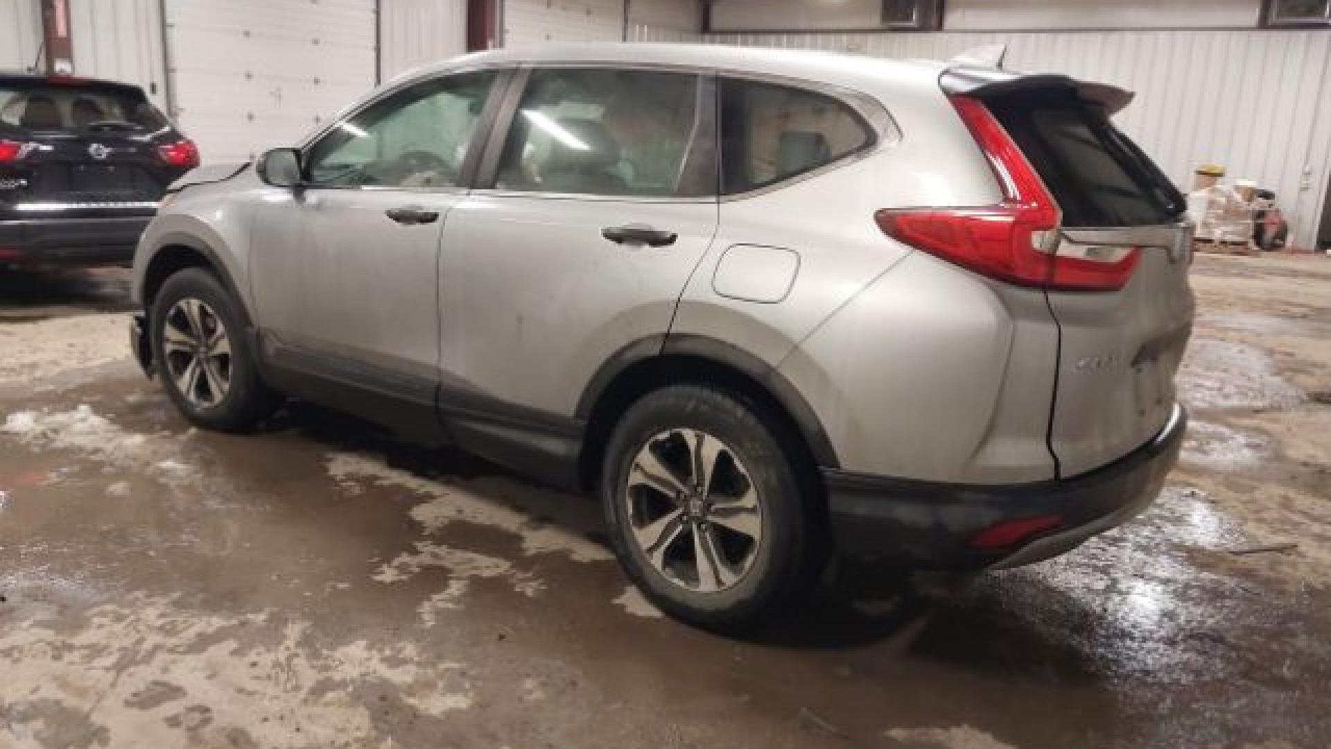 Honda - Cr-V - 2017 - Silver - 41483622