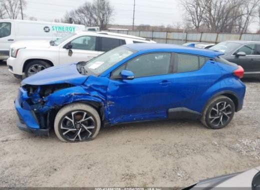 Toyota  - C-Hr  - 2018 - Blue Gitan - 41486359