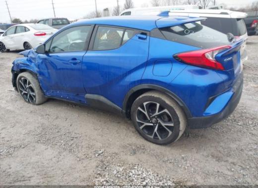 Toyota  - C-Hr  - 2018 - Blue Gitan - 41486359