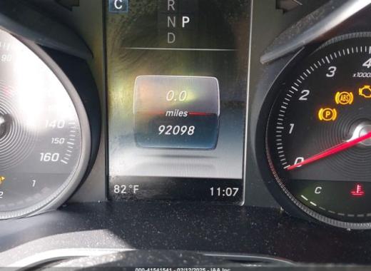 Mercedes - Glc300 - 2018 - Black - 41541541