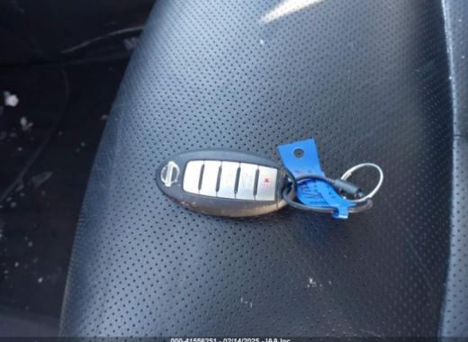 Nissan  - Rogue - 2018 - Silver - 41556251