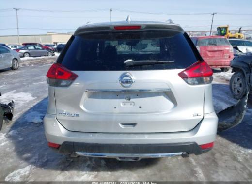 Nissan  - Rogue - 2018 - Silver - 41556251
