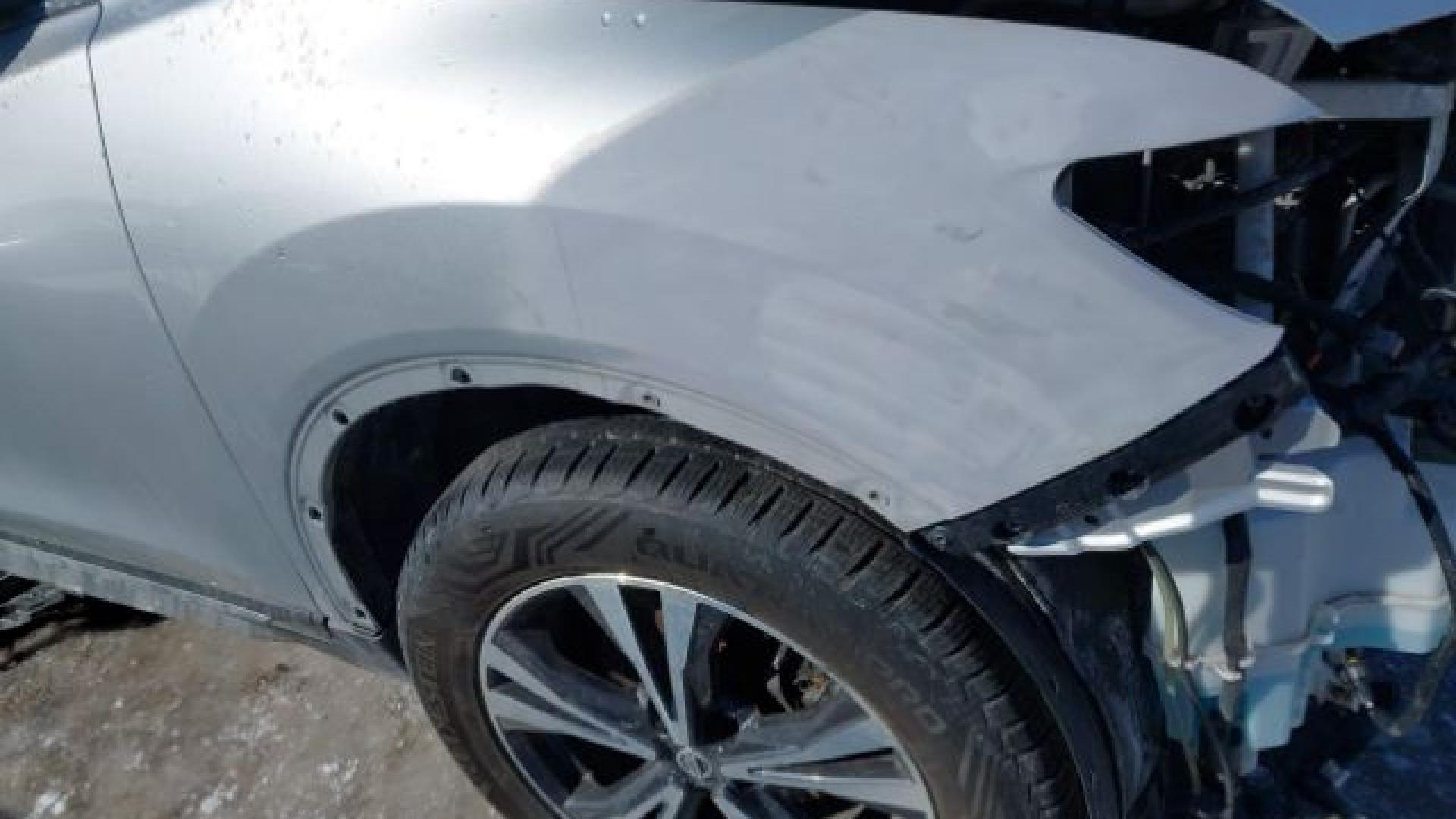 Nissan  - Rogue - 2018 - Silver - 41556251