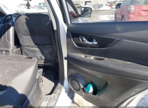 Nissan  - Rogue - 2018 - Silver - 41556251