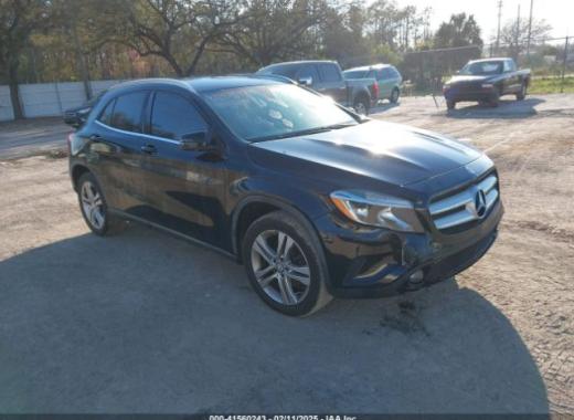 Mercedes - Gla250 - 2017 - Black - 41560243