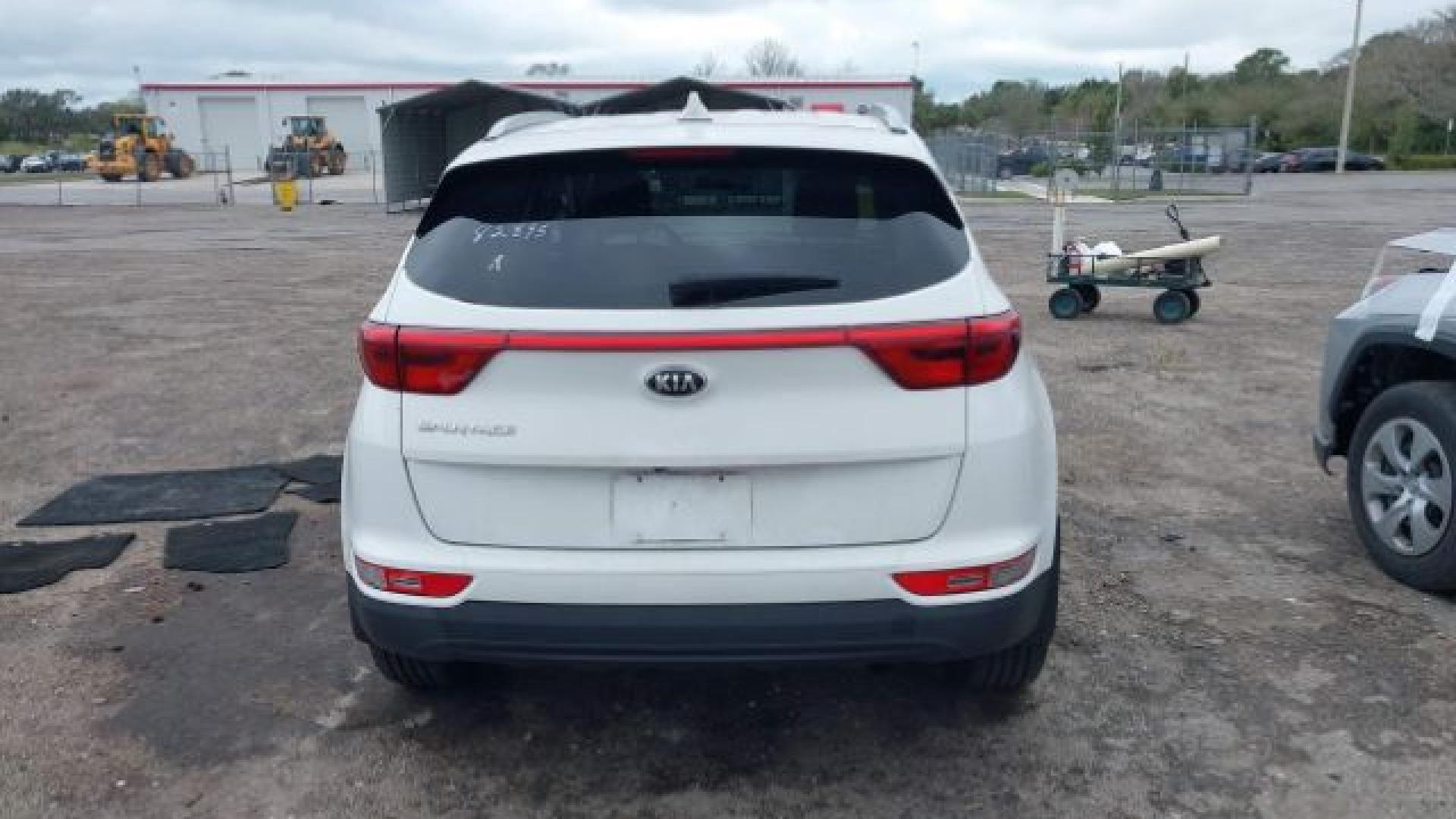 Kia - Sportage - 2017 - White - 41625658