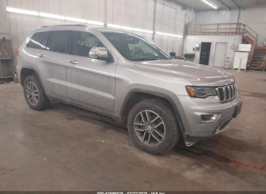 Jeep  - Grand Cherokee - 2017 - Silver - 41696828