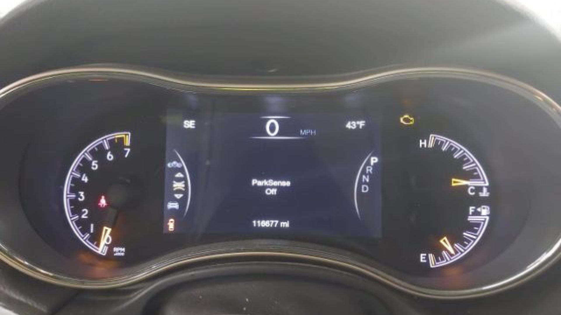 Jeep  - Grand Cherokee - 2017 - Silver - 41696828