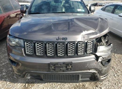 Jeep  - Grand Cherokee - 2017 - Grey - 80984094