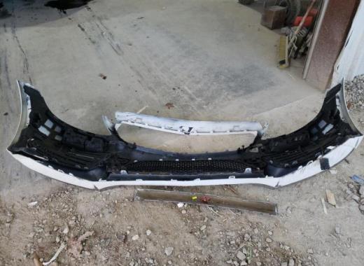 Mercedes - C300 - 2017 - White - 82359934