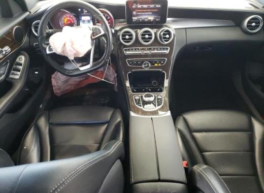 Mercedes - C300 - 2017 - White - 82359934