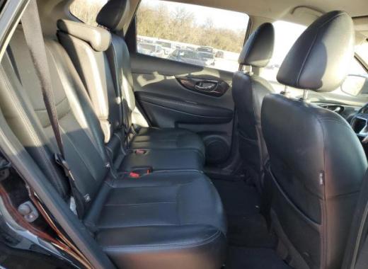 Nissan  - Rogue - 2017 - Black - 82578094