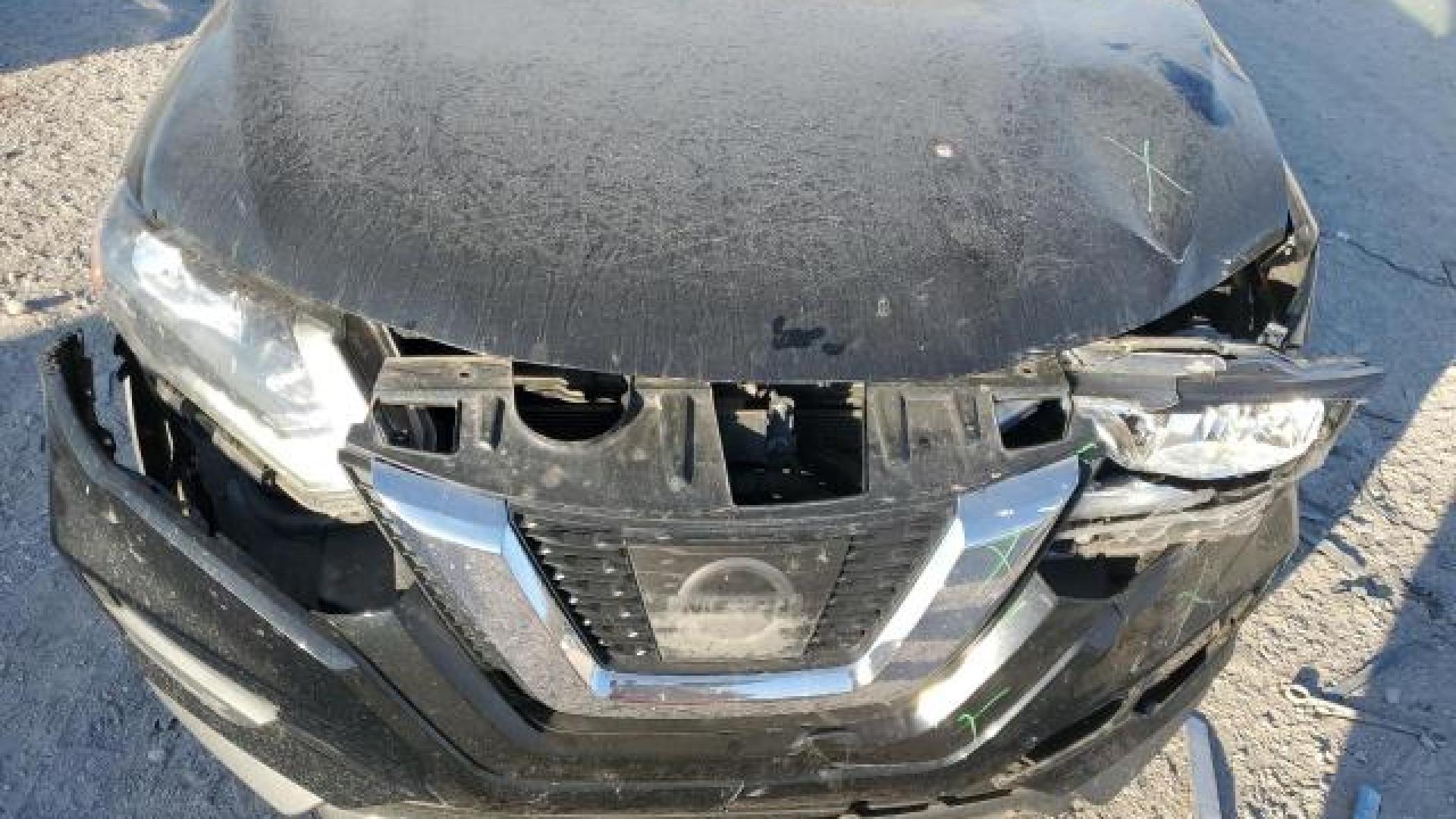 Nissan  - Rogue - 2017 - Black - 82578094