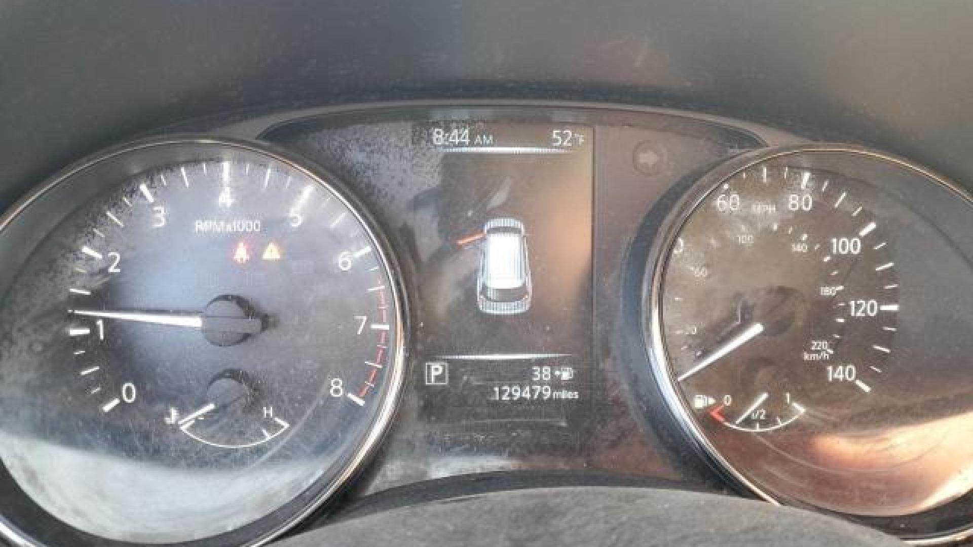 Nissan  - Rogue - 2017 - Black - 82578094