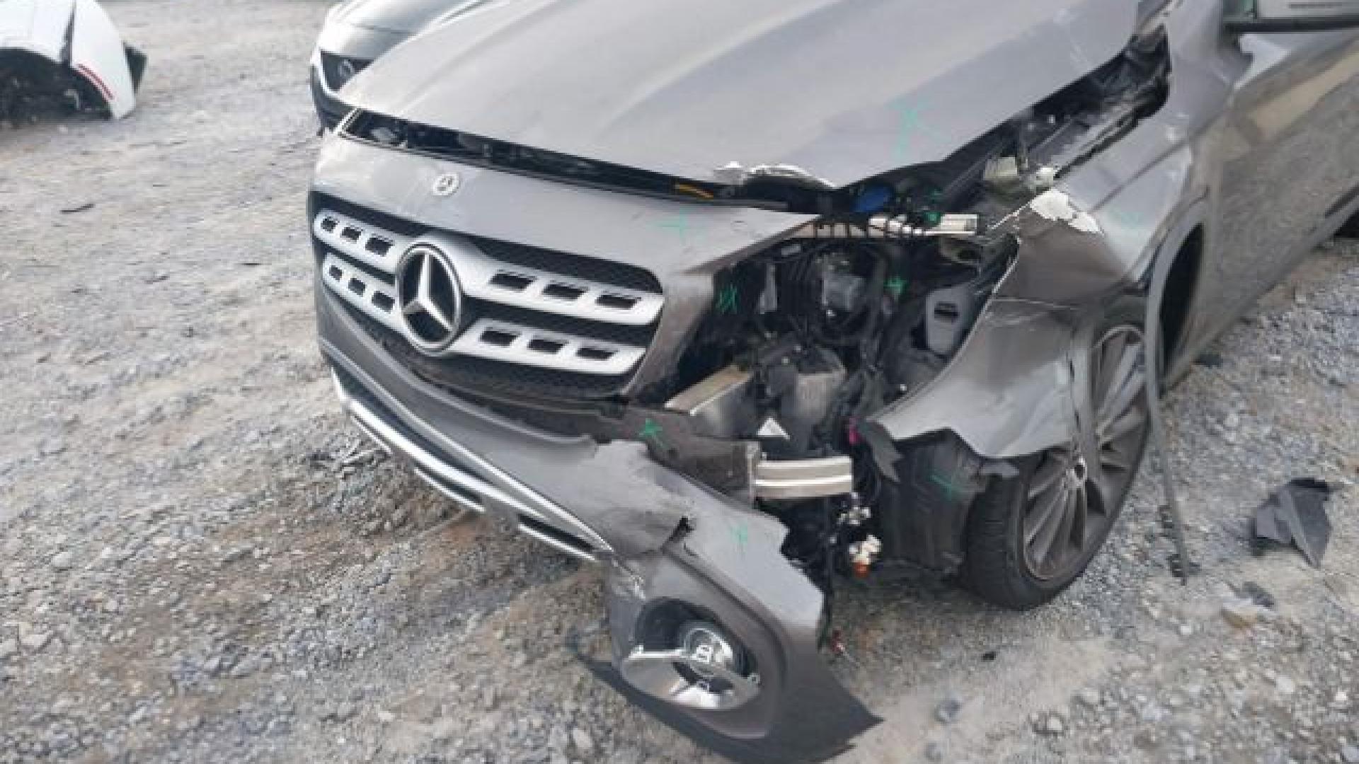 Mercedes - Gla250 - 2018 - Grey - 40479292