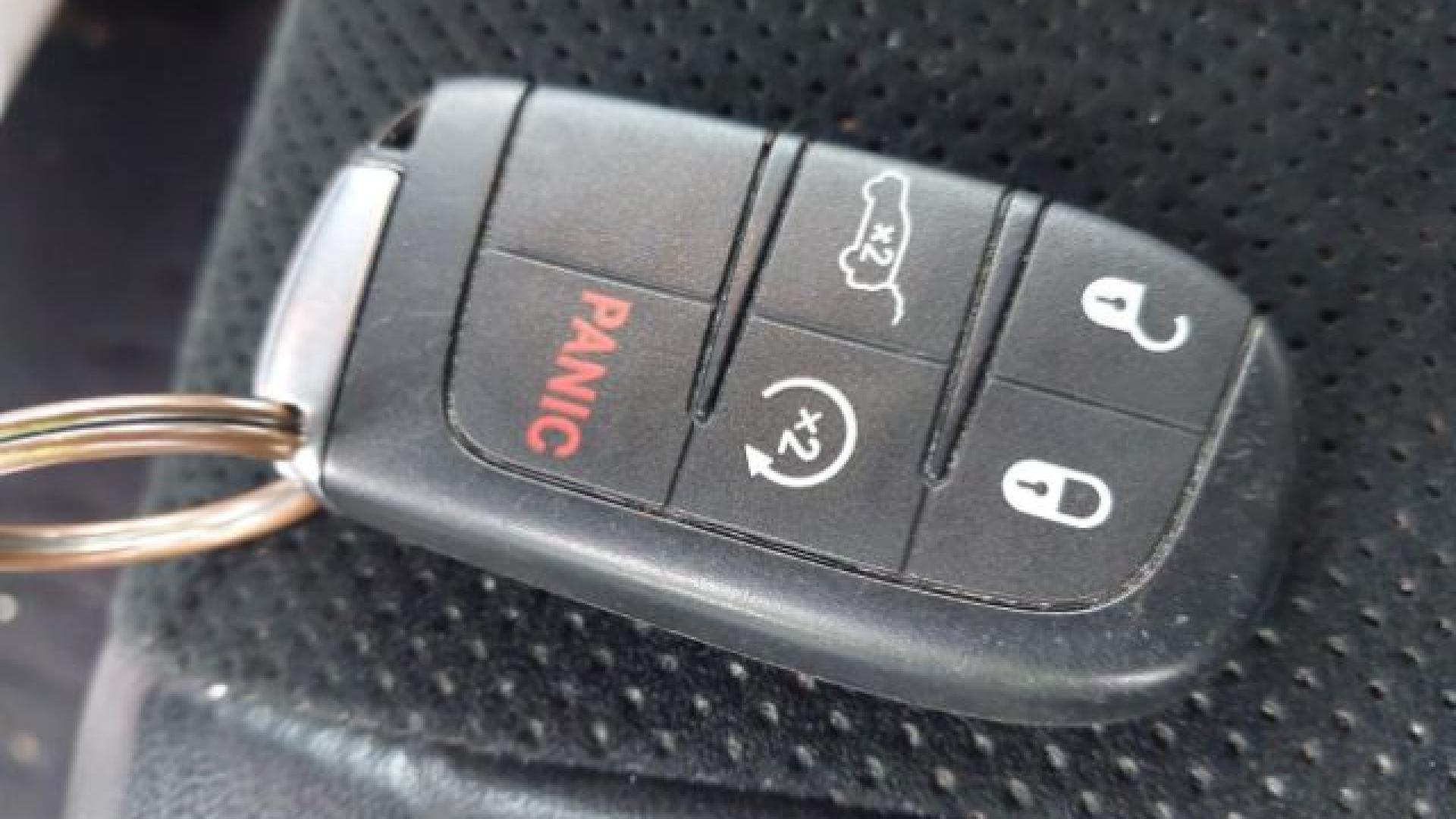 Jeep  - Grand Cherokee - 2017 - Black - 40849066