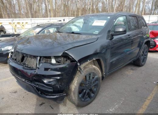 Jeep  - Grand Cherokee - 2017 - Black - 40849066