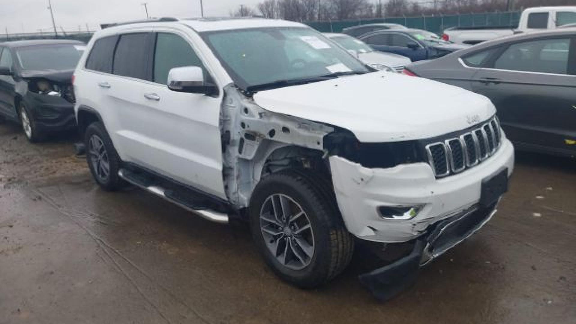 Jeep  - Grand Cherokee - 2017 - White - 41222497