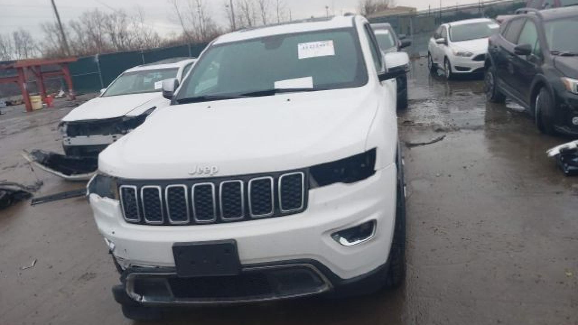 Jeep  - Grand Cherokee - 2017 - White - 41222497
