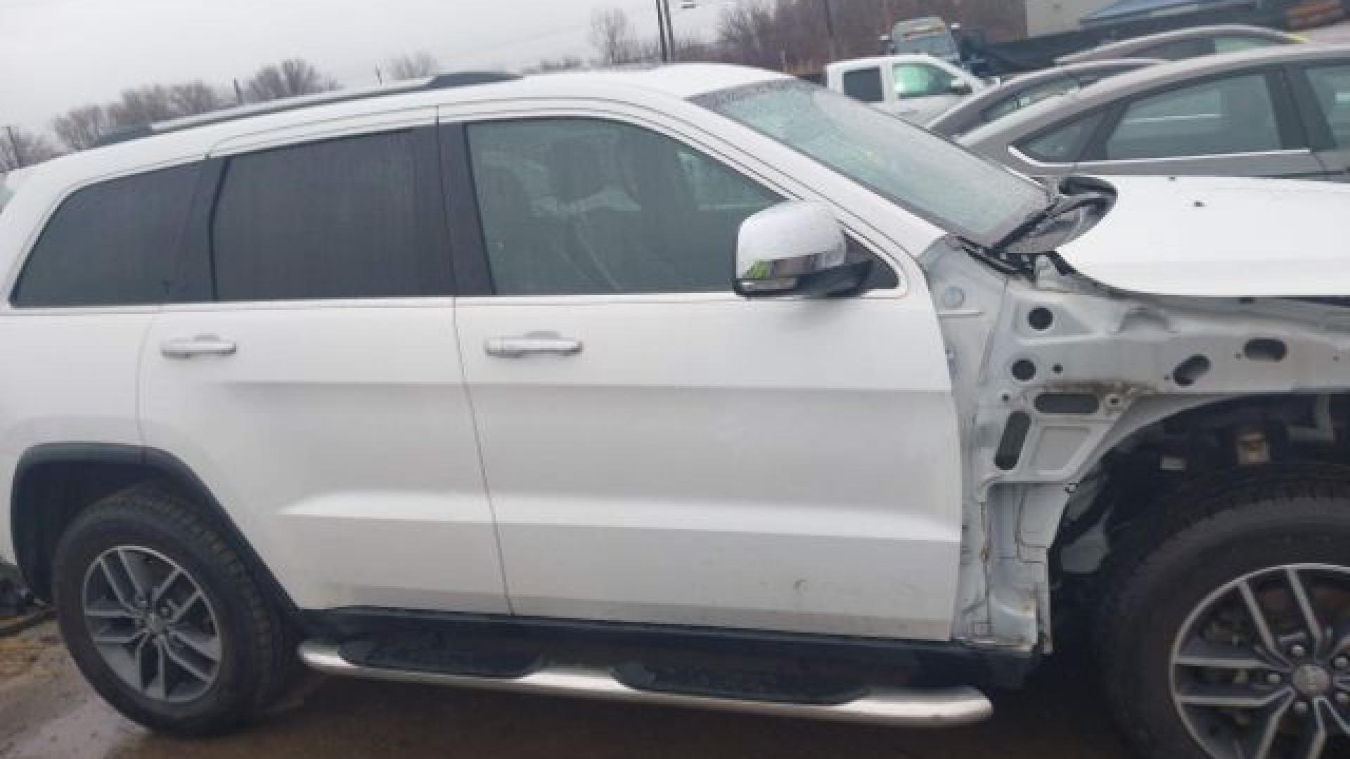 Jeep  - Grand Cherokee - 2017 - White - 41222497