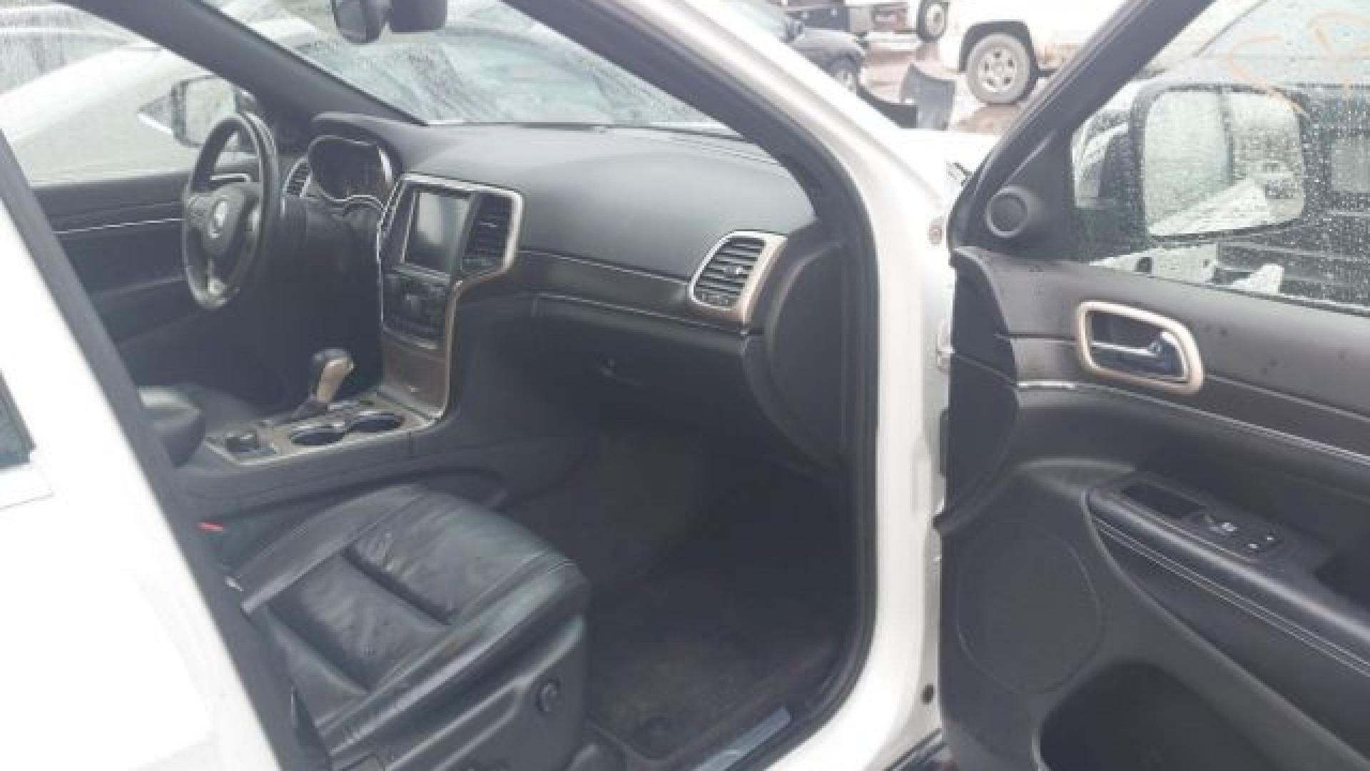 Jeep  - Grand Cherokee - 2017 - White - 41222497