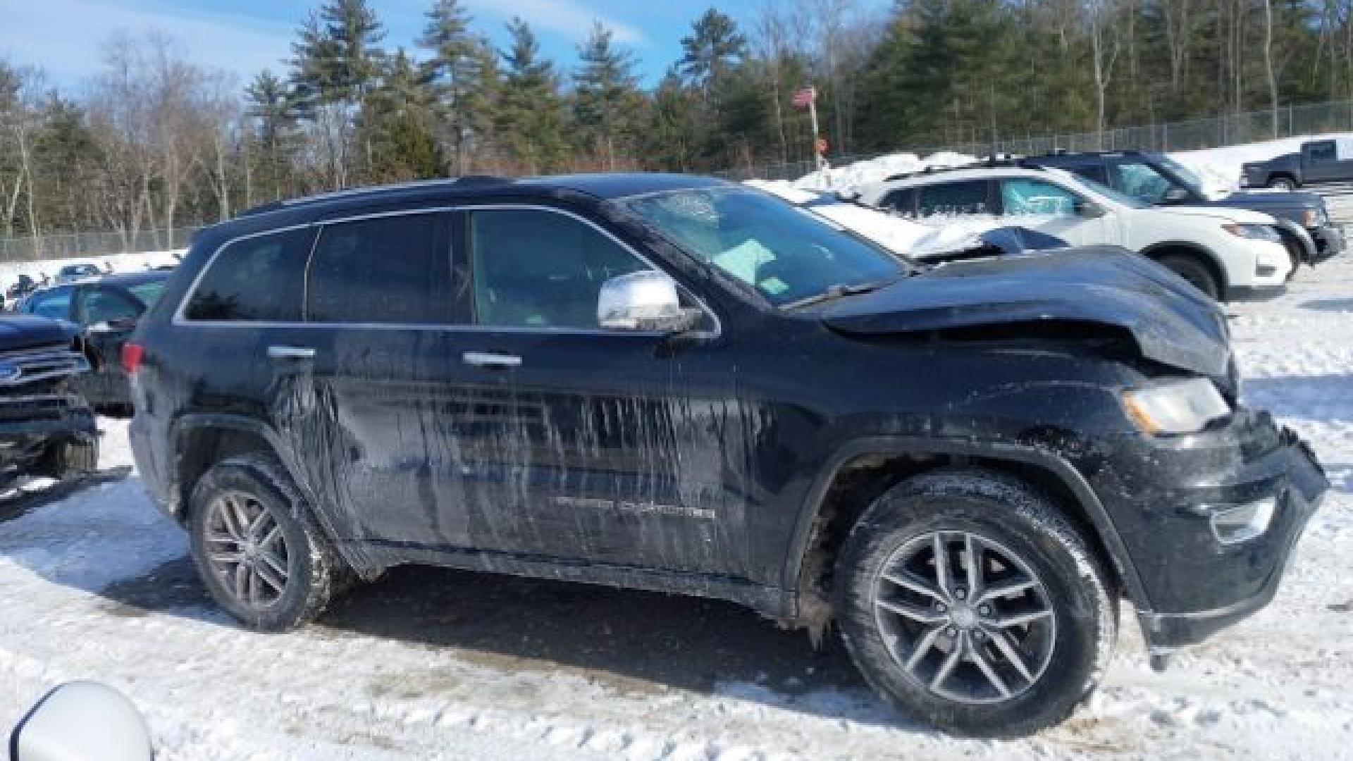 Jeep  - Grand Cherokee - 2017 - Black - 41398314
