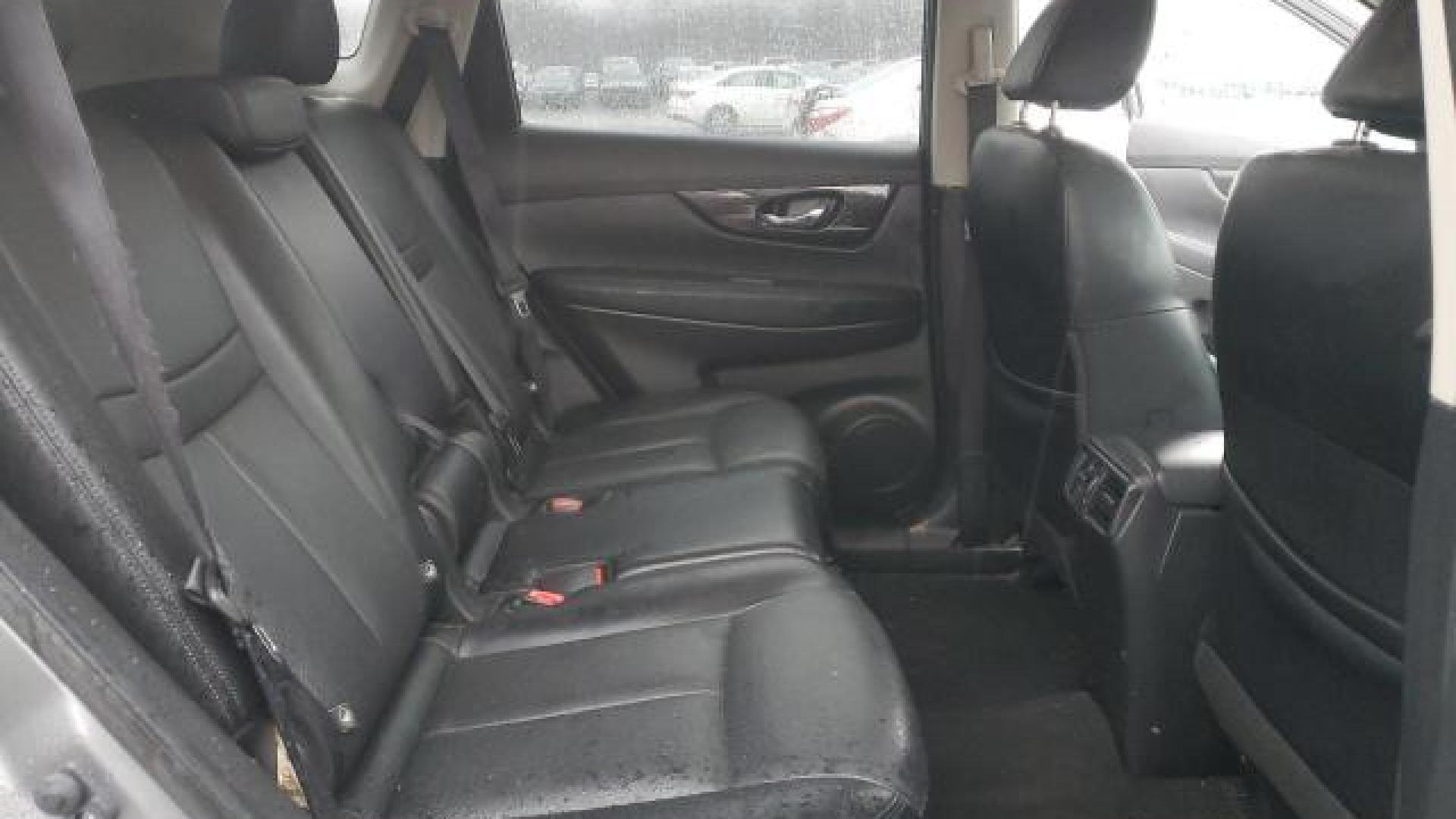 Nissan  - Rogue - 2018 - Grey - 41411245