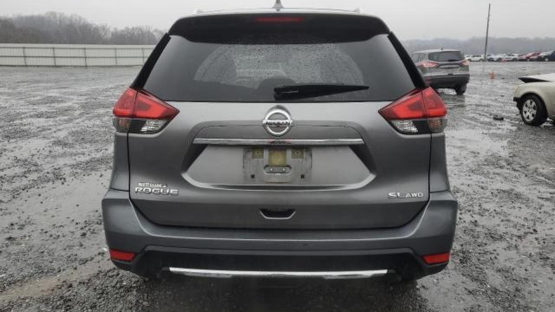 Nissan  - Rogue - 2018 - Grey - 41411245