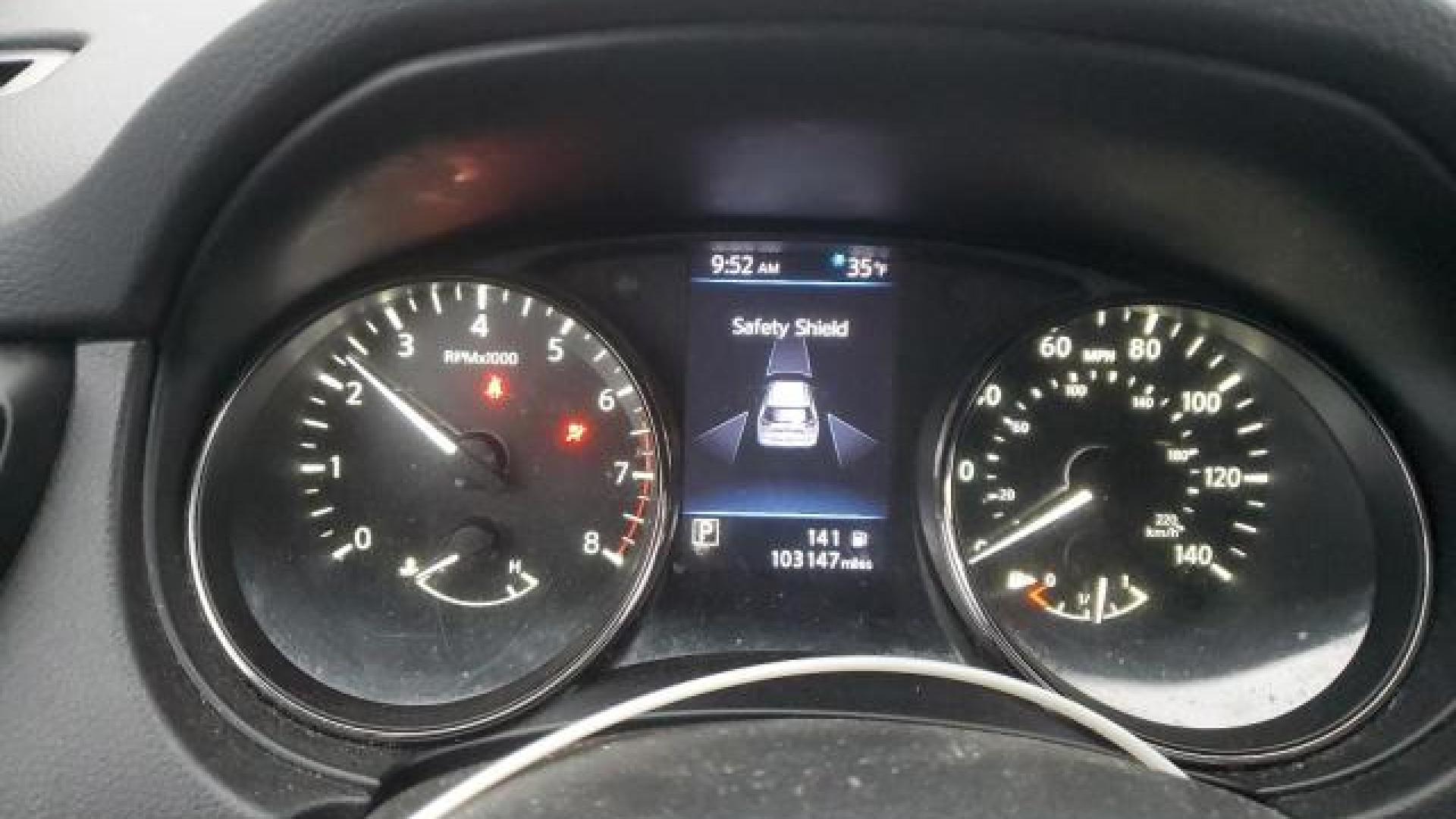 Nissan  - Rogue - 2018 - Grey - 41411245