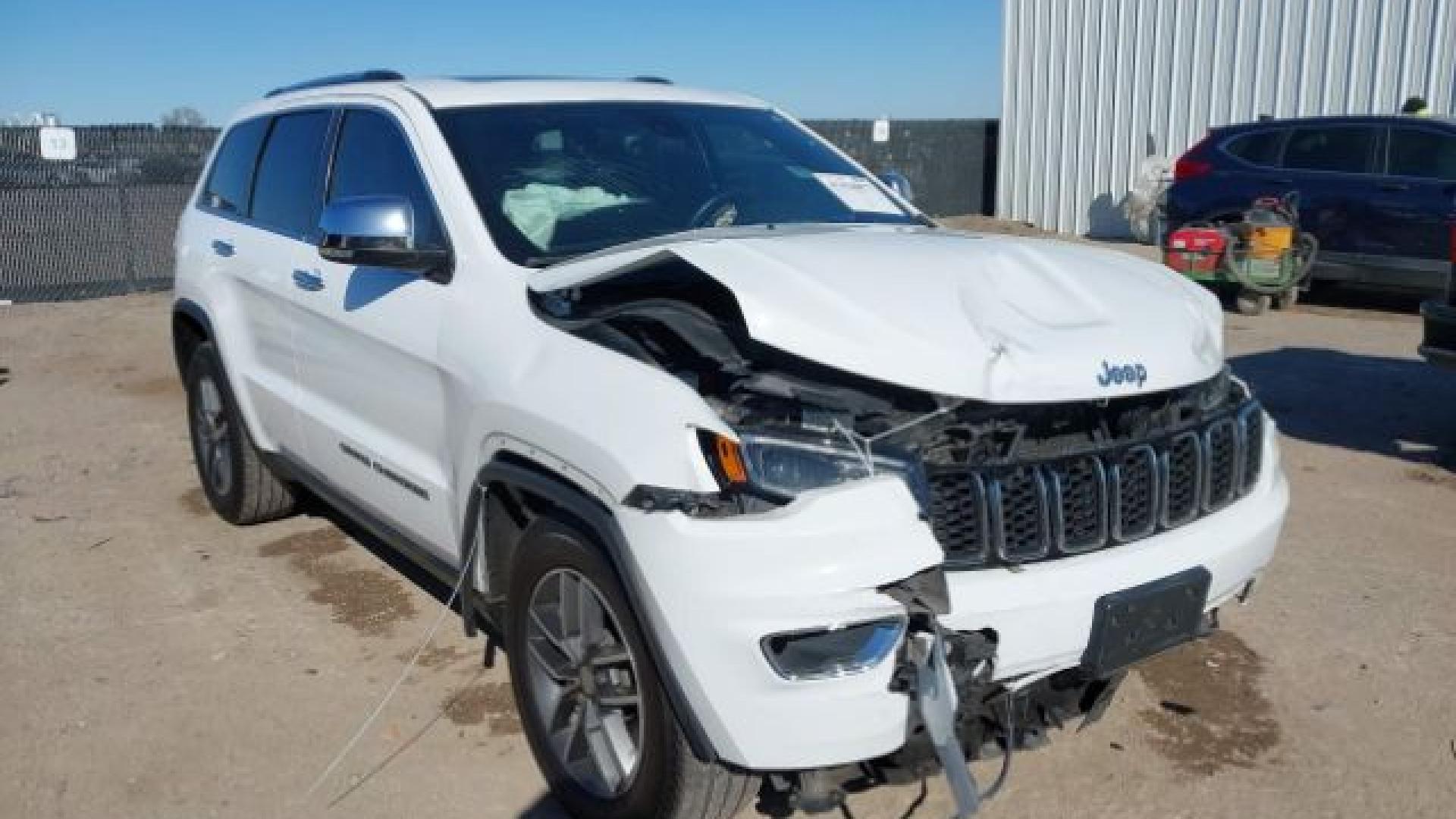 Jeep  - Grand Cherokee - 2018 - White - 41418877