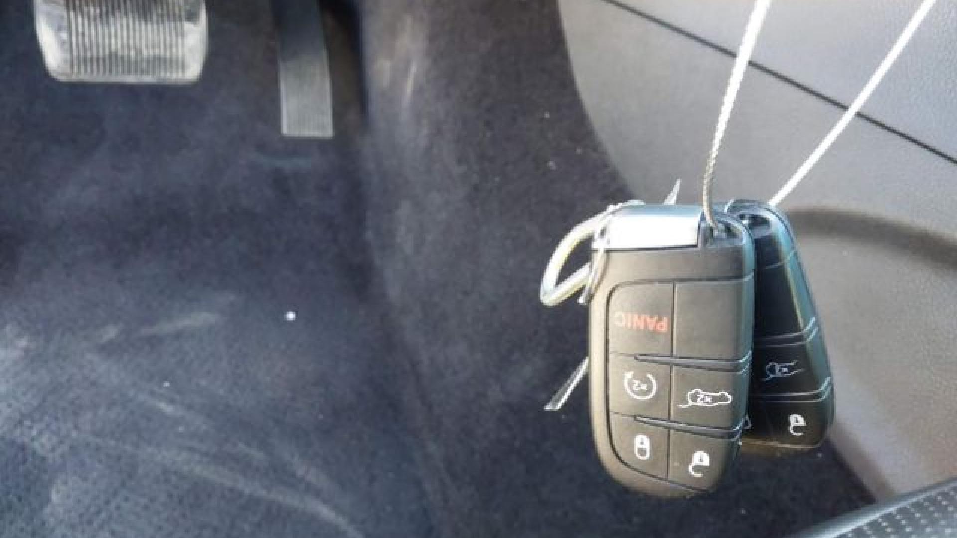 Jeep  - Grand Cherokee - 2018 - White - 41418877