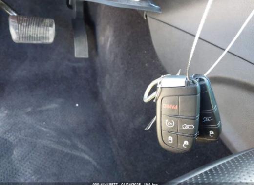 Jeep  - Grand Cherokee - 2018 - White - 41418877