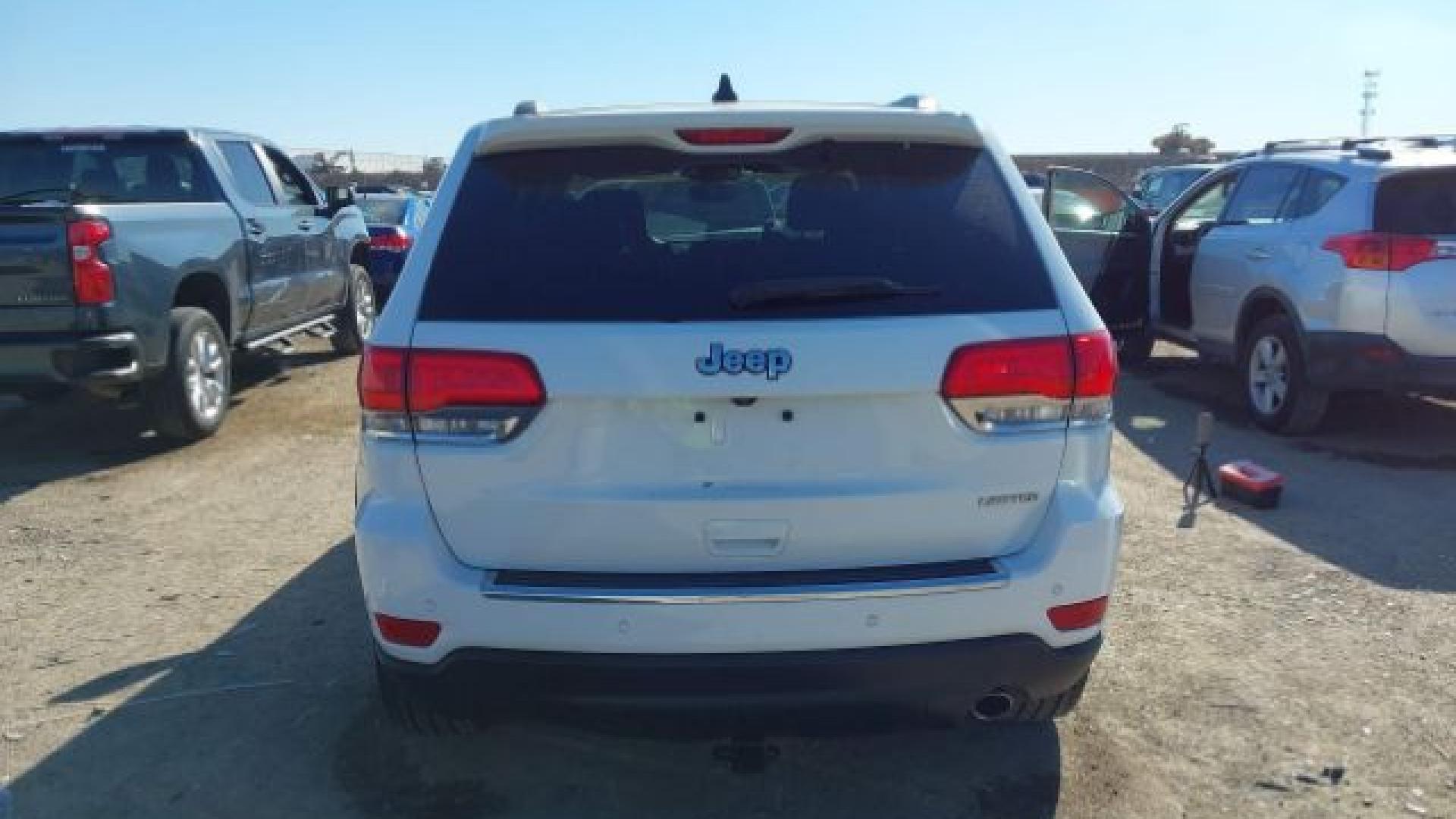 Jeep  - Grand Cherokee - 2018 - White - 41418877