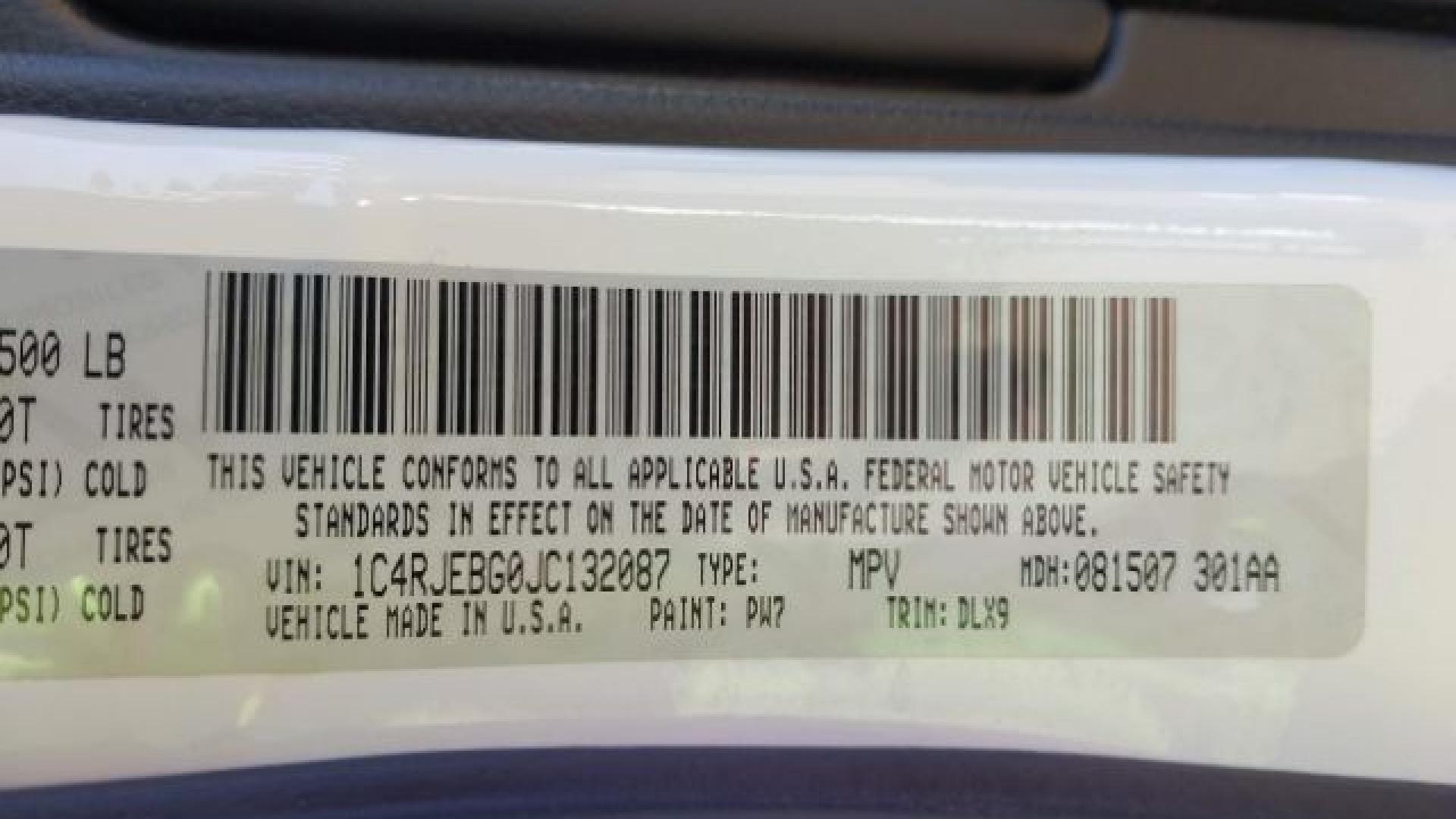 Jeep  - Grand Cherokee - 2018 - White - 41418877