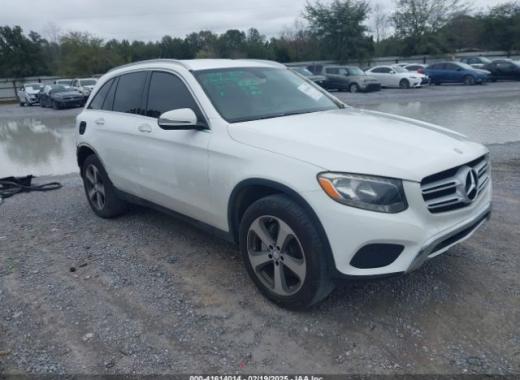 Mercedes - Glc300 - 2017 - White - 41614014