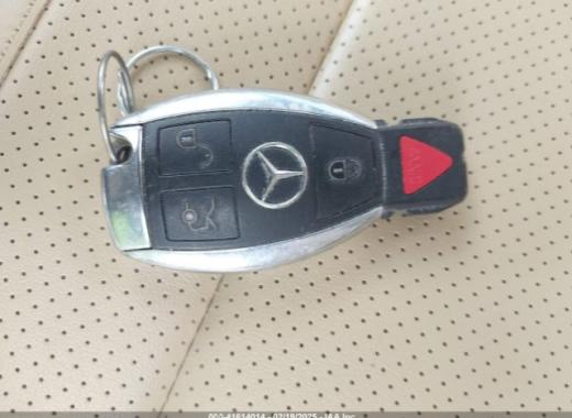 Mercedes - Glc300 - 2017 - White - 41614014